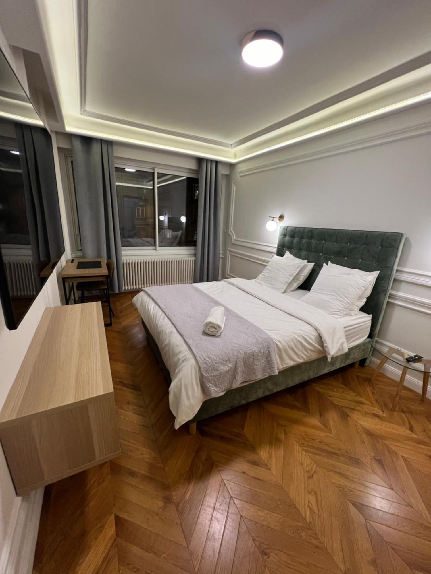 Private Apartments - Champs-Elysees Paris Luaran gambar